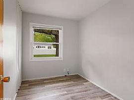 Charming and Great 3 Bedroom Home Furnished Highly Worth The Pr in Michigan City, IN (Photo 8 of 12)