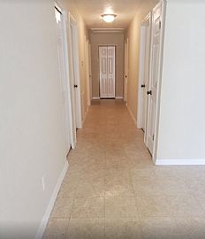 House For Rent  in Fort Myers Beach, FL (Photo 3 of 11)