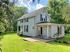 127 Lock 9 Rd, Buffalo, Wv 25033 in Buffalo, WV