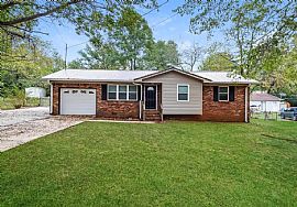 2213 Cynthia Dr, Birmingham, Al 35215 in Birmingham, AL