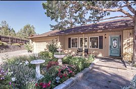 House For Rent in Redmond, OR (Photo 2 of 11)