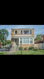 Apartment For Rent in La Grange Park, IL