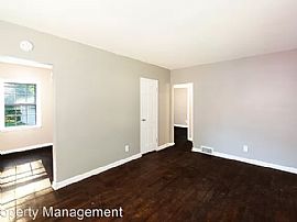 Get and Affordable Home Direct From The Owner in Des Moines, IA (Photo 5 of 9)