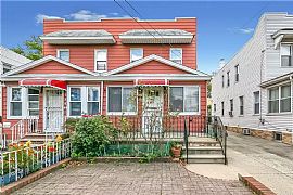 Spacious Single-Family Semi-Detached Colonial Home in Jamaica, NY