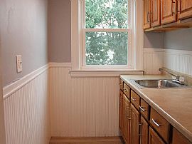 Beautiful 3 Bedroom 2 Bath Home For Rent in Providence, RI (Photo 7 of 7)