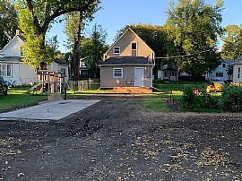 Charming 2 Bedroom 2 Bath Home For Rent  in Grand Forks, ND