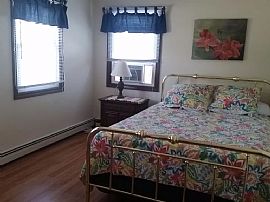 20 Lincoln Way, Narragansett, Ri 02882 in Narragansett, RI (Photo 8 of 9)