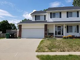 3302 Sw Maize Dr, Ankeny, Ia 50023 House For Rent in Ankeny, IA (Photo 2 of 12)