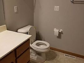 3302 Sw Maize Dr, Ankeny, Ia 50023 House For Rent in Ankeny, IA (Photo 6 of 12)