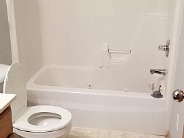 3302 Sw Maize Dr, Ankeny, Ia 50023 House For Rent in Ankeny, IA (Photo 9 of 12)