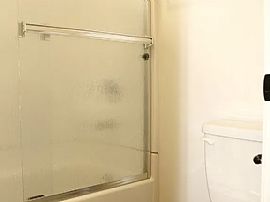 2 Beautiful Bedrooms For Rent in Los Angeles, CA (Photo 8 of 9)