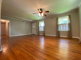 25 Maury Dr, Mobile, Al 36606 in Mobile, AL (Photo 5 of 10)