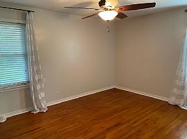 25 Maury Dr, Mobile, Al 36606 in Mobile, AL (Photo 9 of 10)