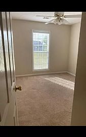 39 Farmbrook Dr, Fort Mitchell, Al 36856 in Fort Mitchell, AL (Photo 4 of 8)