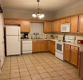 120 High Ridge Trce, Pelham, Al 35124 in Pelham, AL (Photo 2 of 12)