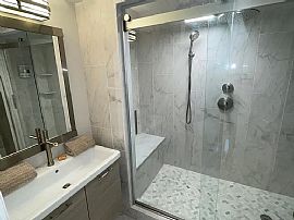 435 Thames St Unit 1, Newport, Ri 02840 in Newport, RI (Photo 7 of 12)