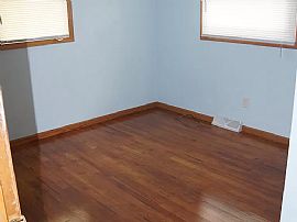 2074 Masters St, Beloit, Wi 53511 in Beloit, WI (Photo 10 of 12)