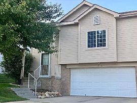 Nice Apartment You Can Go Check It Out in Omaha, NE