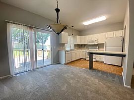 Nice Apartment You Can Go Check It Out in Omaha, NE (Photo 4 of 9)