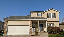 Nice Apartment You Can Go Check It Out in Lincoln, NE