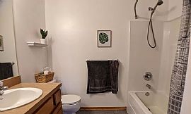 Nice Apartment You Can Go Check It Out in Lincoln, NE (Photo 5 of 8)