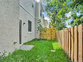 1609 Sw 28th St #1609, Fort Lauderdale, Fl 33315 in Fort Lauderdale, FL (Photo 7 of 8)