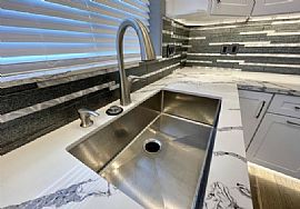 2 Bed From Flat For Rent in Van Nuys, CA (Photo 6 of 7)