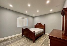 2 Bed From Flat For Rent in Van Nuys, CA (Photo 7 of 7)