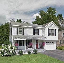 8 Arlington St, Essex Jct, Vt 05452 in Essex Junction, VT