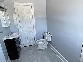 19 Waldorf Ave Unit 3, Bridgeport, Ct 06605 in Bridgeport, CT (Photo 7 of 12)