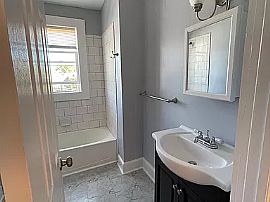 19 Waldorf Ave Unit 3, Bridgeport, Ct 06605 in Bridgeport, CT (Photo 8 of 12)