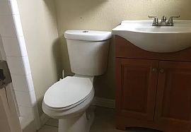 Charming 3 Bedrooms Home in San Diego, CA (Photo 7 of 12)