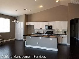 16945 W Manchester Dr, Surprise, Az 85374 in Surprise, AZ (Photo 4 of 12)