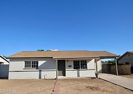 Beautifully Remodeled 3 Bedroom, 2 Bath Home in Mesa, AZ