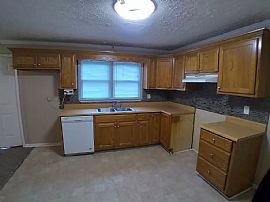 1611 Barkley Bridge Rd Hartselle, Al 35640 in Hartselle, AL (Photo 7 of 8)