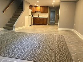 Well Positioned Home For Life Comfort in Washington, DC (Photo 4 of 12)