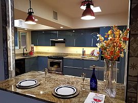 810 N Crescent Ln, Tucson, Az 85710 in Tucson, AZ