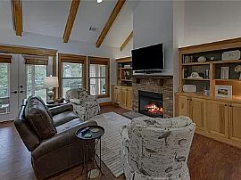 Fabulous One Story Living in An Immaculately Kept Condo with Sp in Dahlonega, GA (Photo 9 of 10)