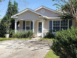 8132 Heirloom Dr, Pensacola, Fl 32514 in Pensacola, FL