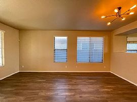 4120 E Torrey Pines Ln, Chandler, Az 85249 in Chandler, AZ (Photo 2 of 5)