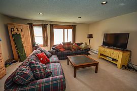  Newly Completed Townhouse with Spectacular Views in Mount Snow, VT (Photo 3 of 11)