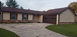 105 Foxhill Dr, Enterprise, Al 36330 in Enterprise, AL (Photo 8 of 9)