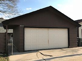3641 E Lunham Ave, Cudahy, Wi 53110 in Cudahy, WI (Photo 3 of 8)