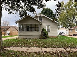 2621 Waunona Way, Madison, Wi 53713 in Madison, WI