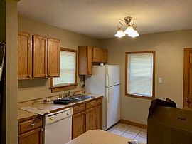 2621 Waunona Way, Madison, Wi 53713 in Madison, WI (Photo 4 of 5)