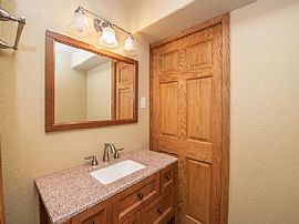 W174n10148 Tanglewood Dr, Germantown, Wi 53022 in Germantown, WI (Photo 12 of 12)