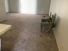 Welcome to Anthony Square! Offering Quaint, Single-Story Layout in Terre Haute, IN (Photo 6 of 7)