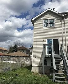 Beautifully Designed Semi Detached 3 Bedrooms  in New York, NY (Photo 9 of 9)