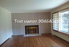 Charming 4 Bedroom Home in Denver, CO (Photo 4 of 9)