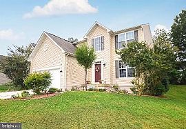 21375 Lookout Dr, Lexington Park, Md 20653 in Lexington Park, MD (Photo 2 of 9)